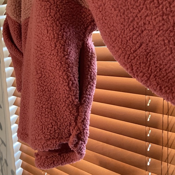 PINK Varsity Half-Zip Sherpa pullover hoodie coat - Picture 10 of 11